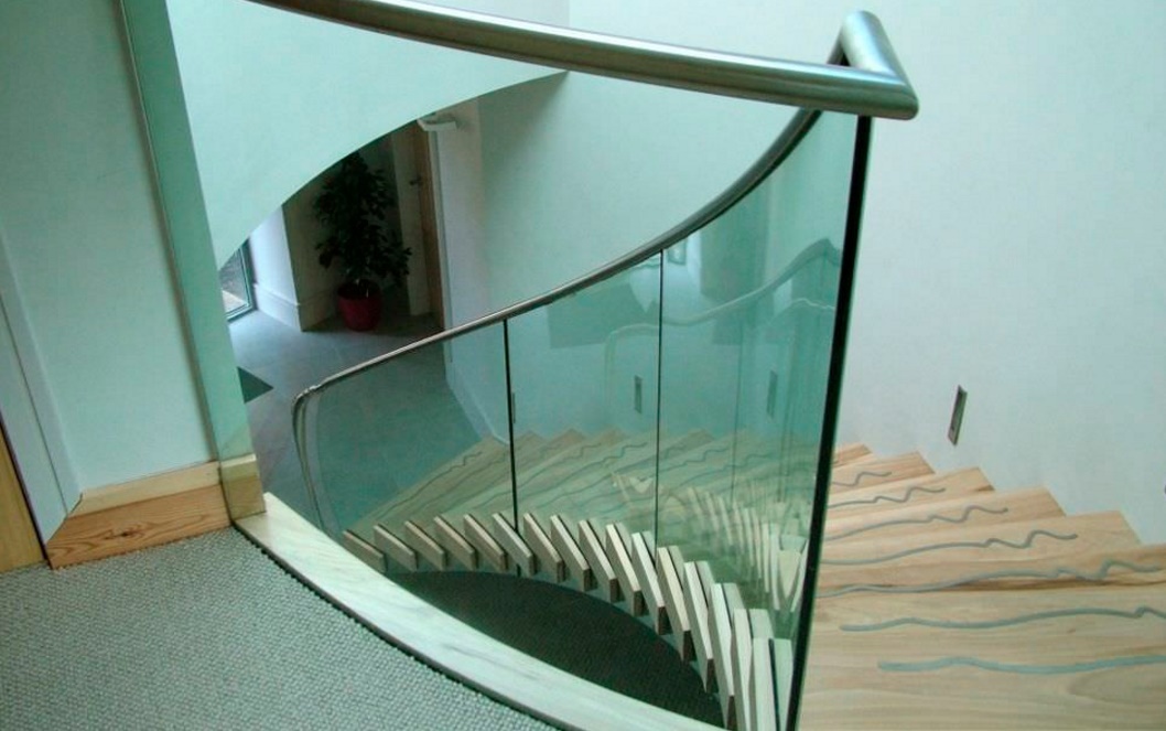Escalera helicoidal de vidrio 5