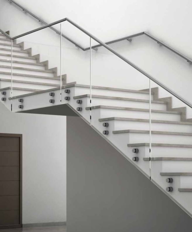 Escalera de vidrio interior